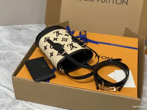 Cheap BUCKET NANO LOUIS VUITTON 0526